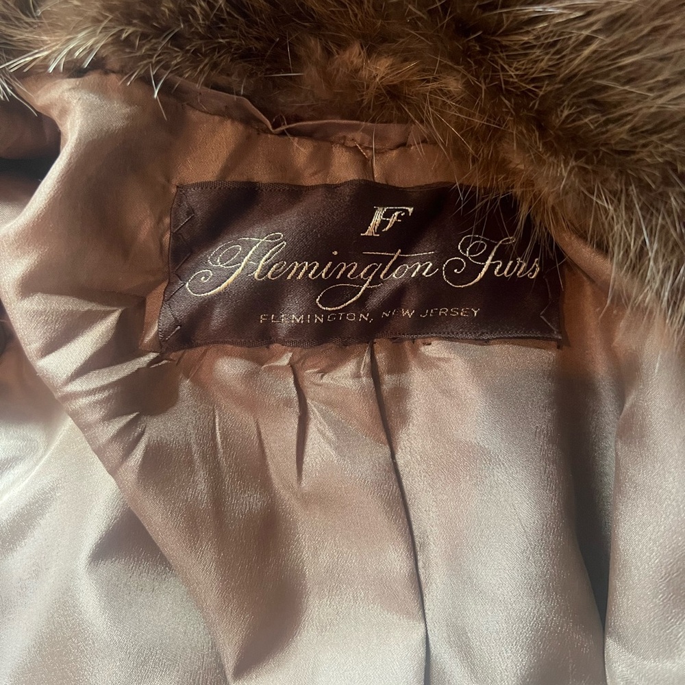 Vintage Real Beaver fur coat - Picture 5 of 5